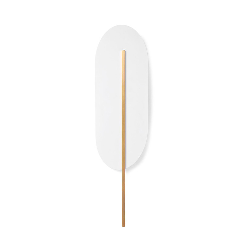 Aplique blanco ROKKE con detalles de latón